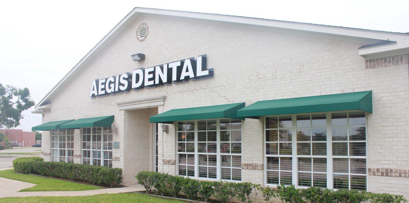 Exterior view of dental office in Carrollton