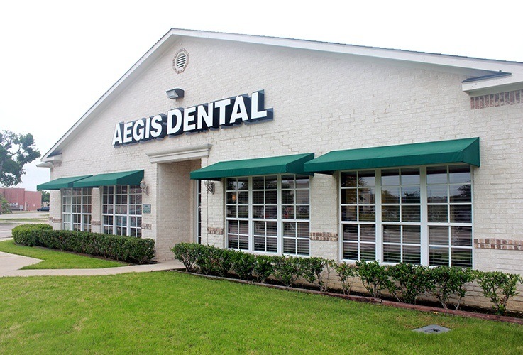 Outside view of Aegis Dental in Carrollton